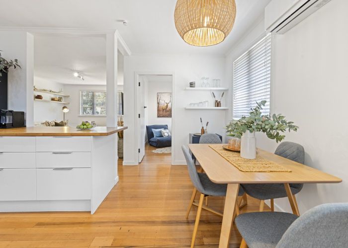  at 99 Wallace Road, Mangere Bridge, Auckland