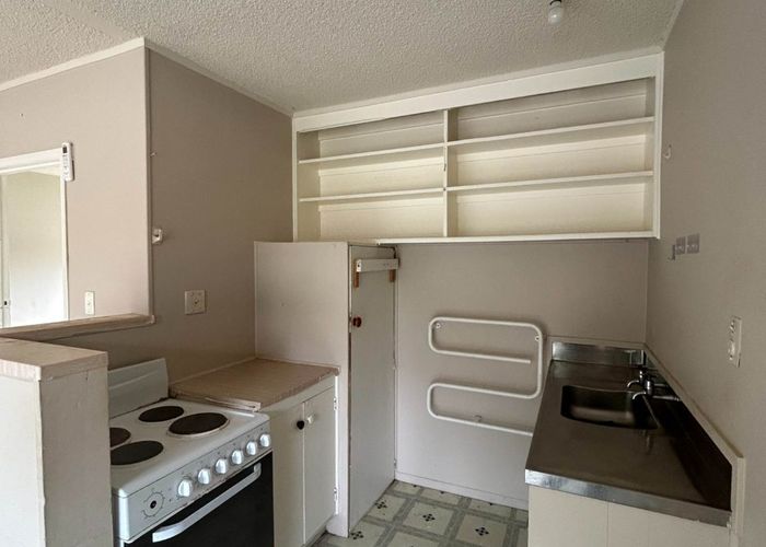  at 2/27 Jane Cowie Avenue, Otahuhu, Auckland City, Auckland