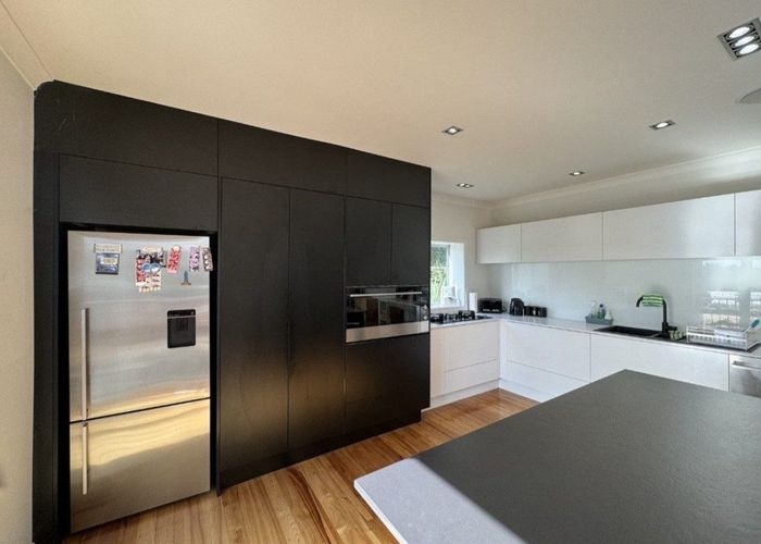  at 152 Lake Crescent, Hamilton Lake, Hamilton, Waikato