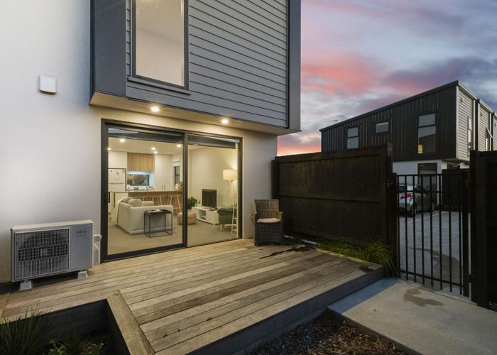  at 2/7 Hinemoa Street, Spreydon, Christchurch City, Canterbury