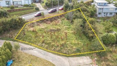  at 14 Junction Road, Ravensbourne, Dunedin