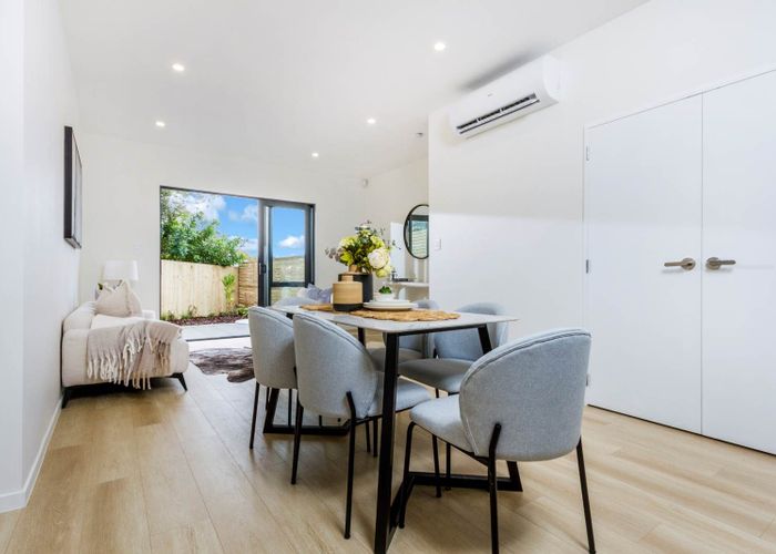  at 11C Elizabeth Drive, West Harbour, Waitakere City, Auckland