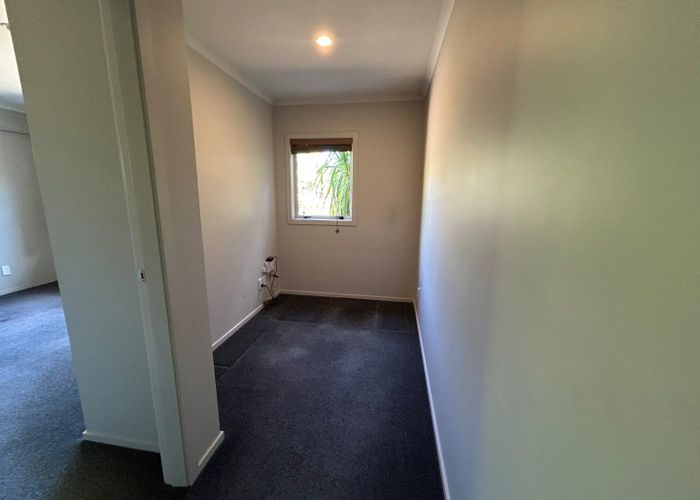  at 6 Routeburn Avenue, Aotea, Porirua, Wellington
