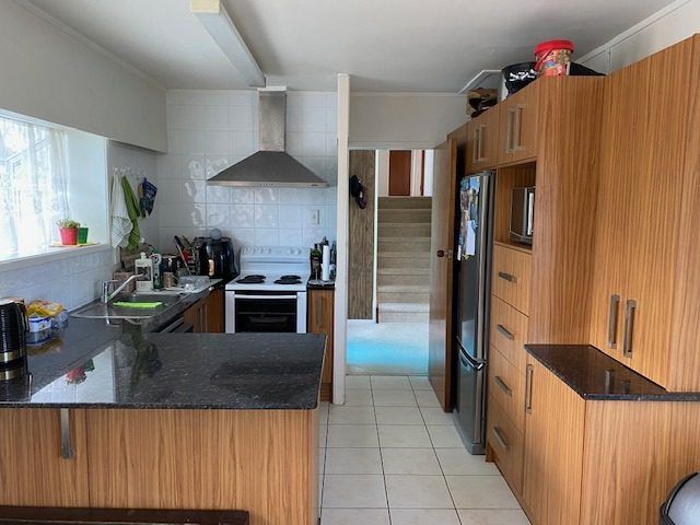  at 679 East Coast Road, Browns Bay, Auckland