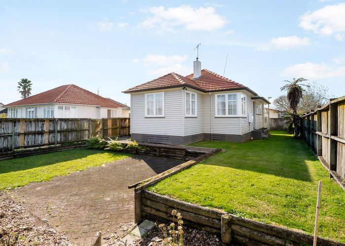  at 95 Fairfield Road, Fairfield, Hamilton, Waikato