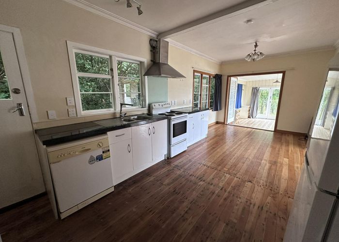  at 51 Chaytor Street, Karori, Wellington, Wellington