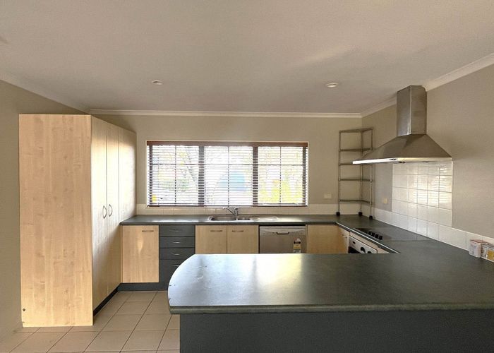  at 87 Espalier Drive, Henderson, Waitakere City, Auckland