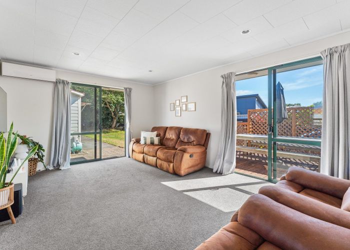  at 31 Rutherford Drive, Waikanae Beach, Kapiti Coast, Wellington