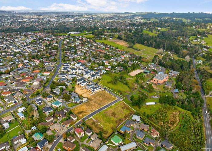  at 6 Monte Cristal Avenue, Swanson, Waitakere City, Auckland