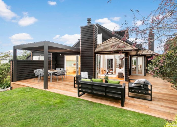  at 4 Stirling Street, Remuera, Auckland