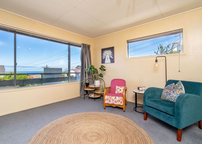  at 19 Sheen Street, Roslyn, Dunedin, Otago