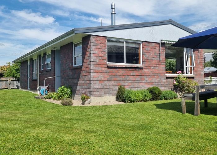  at 2 Banks Street, Fairlie, Fairlie