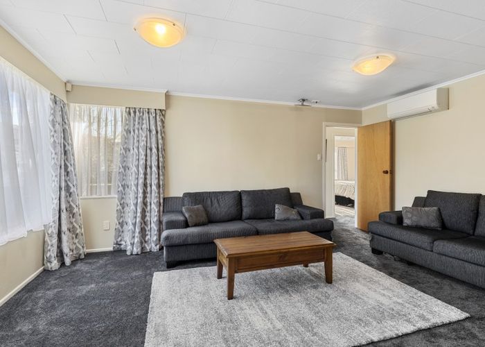  at 186 Major Drive, Kelson, Lower Hutt