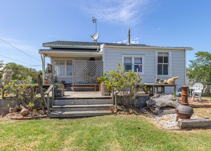 For sale 14 Rangitane Street, Himatangi, Manawatu, Manawatu