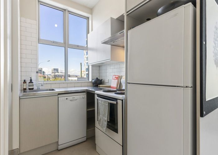  at 31 Karo Drive, Te Aro, Wellington