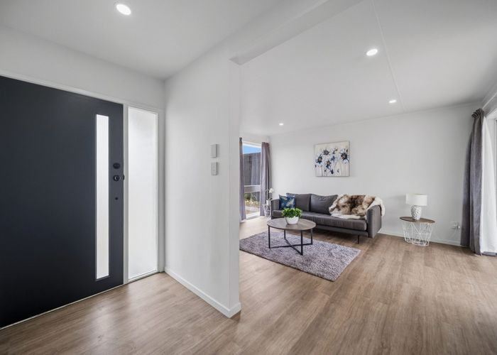  at 5 Kirkella Crescent, Mangere East, Manukau City, Auckland