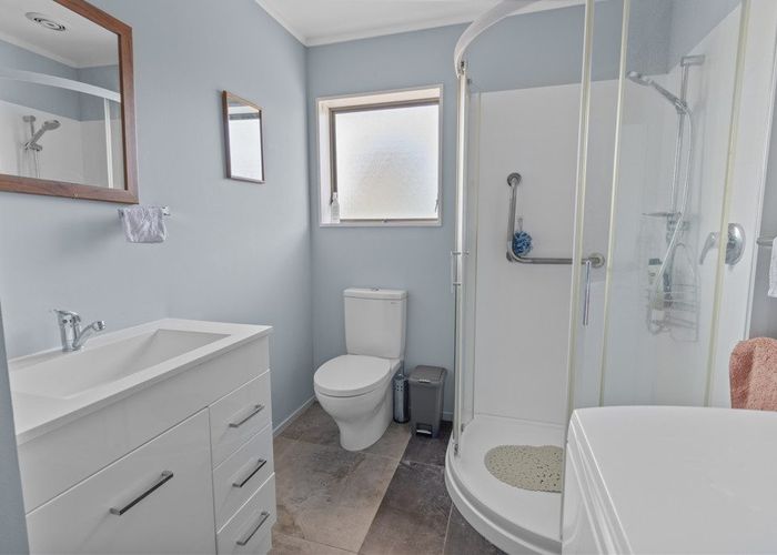  at 8B Holsworthy Road, Vogeltown, New Plymouth, Taranaki