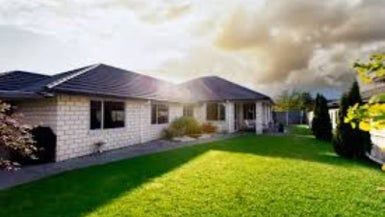  at 232 Cumberland Drive, Flagstaff, Hamilton