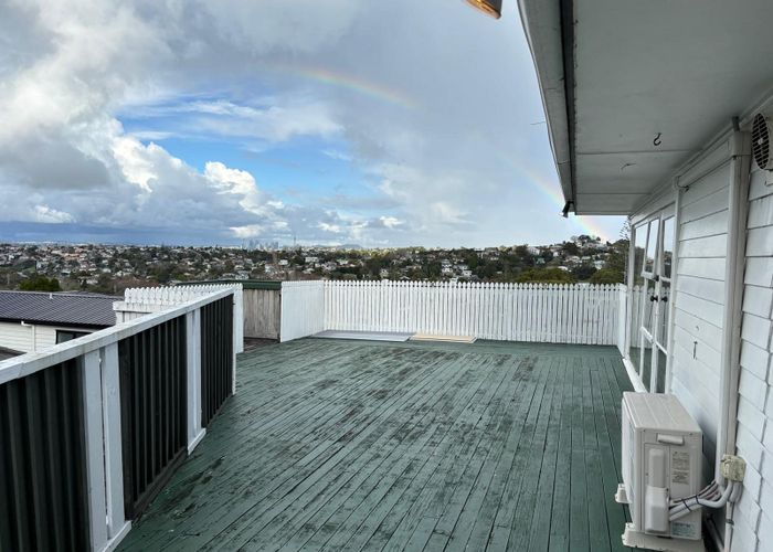  at 465 Glenfield Rd, Glenfield, North Shore City, Auckland