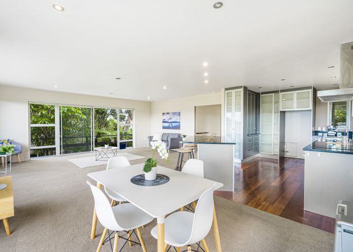  at 7A Hyde Road, Rothesay Bay, Auckland