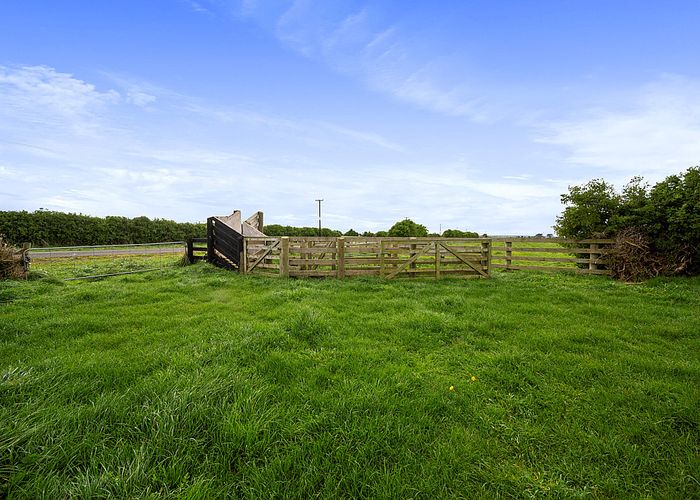  at 405 Normanby Road, Hawera