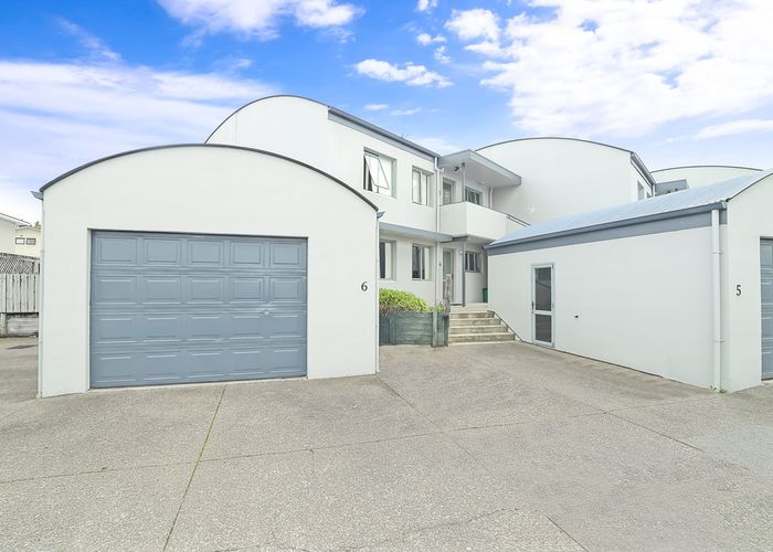  at 6/7 Robins Road, Judea, Tauranga