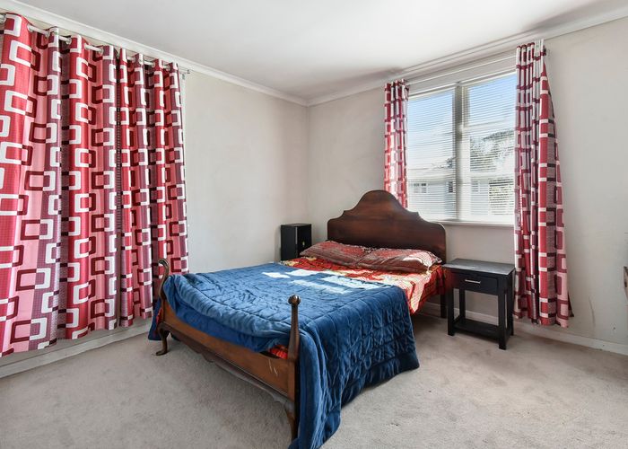  at 2/11 Nield Road, Manurewa, Auckland