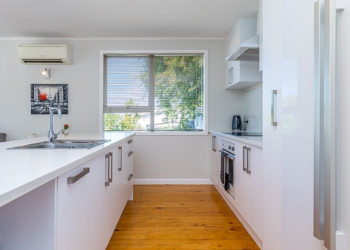  at 79 Glamorgan Drive, Torbay, Auckland