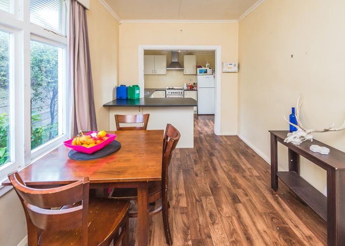  at 37 Manuka Street, Castlecliff, Whanganui