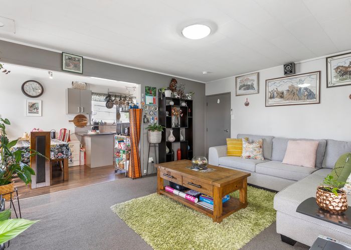  at 4 Hope Farm Avenue, Pakuranga Heights, Auckland