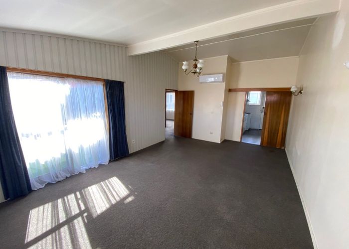  at 2/609 Manukau Road, Epsom, Auckland
