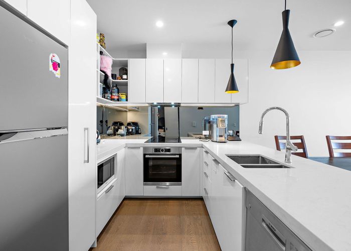  at 325/27 Enfield Street, Mount Eden, Auckland