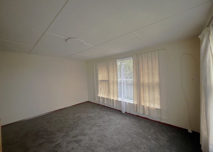  at 7 Cumberland Grove, Cannons Creek, Porirua, Wellington