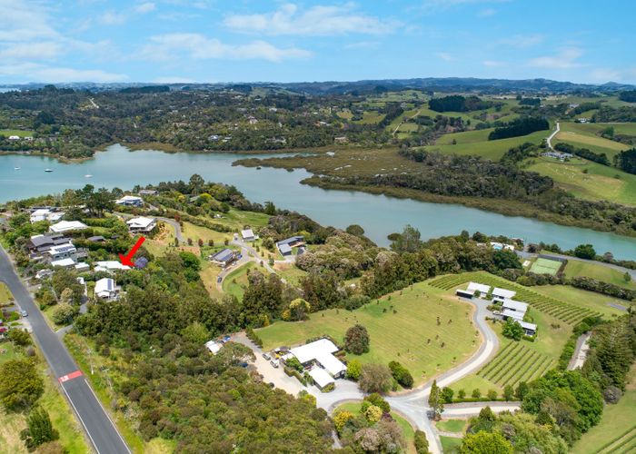  at 40 Green Rd, Rainbows End, Matakana