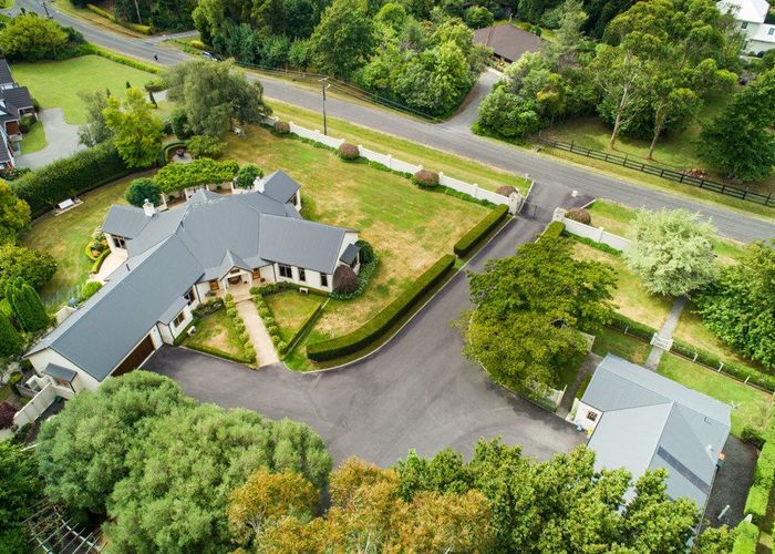  at 5 Waicola Drive, Fitzherbert, Palmerston North
