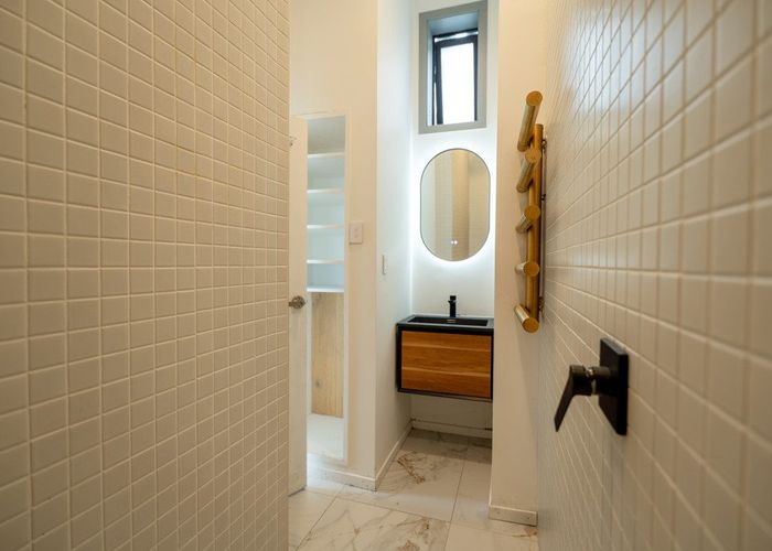  at 1/23 Bernleigh Terrace, West Harbour, Waitakere City, Auckland