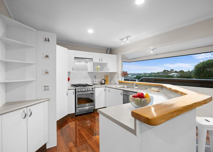  at 1/11 Bernleigh Terrace, West Harbour, Waitakere City, Auckland