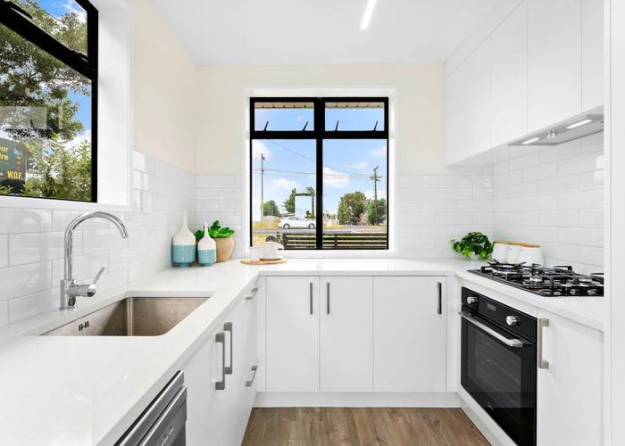  at 1/644 East Coast Road, Pinehill, Auckland