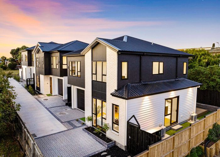  at 22B Gulf Crest, Bucklands Beach, Manukau City, Auckland