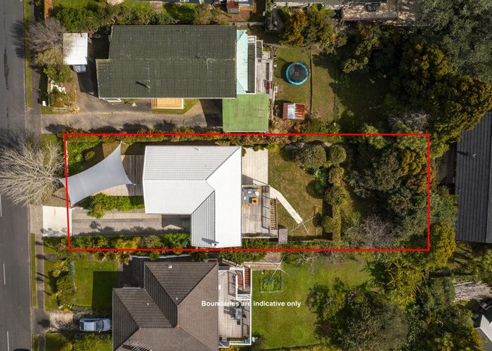  at 6 Monarch Avenue, Hillcrest, North Shore City, Auckland