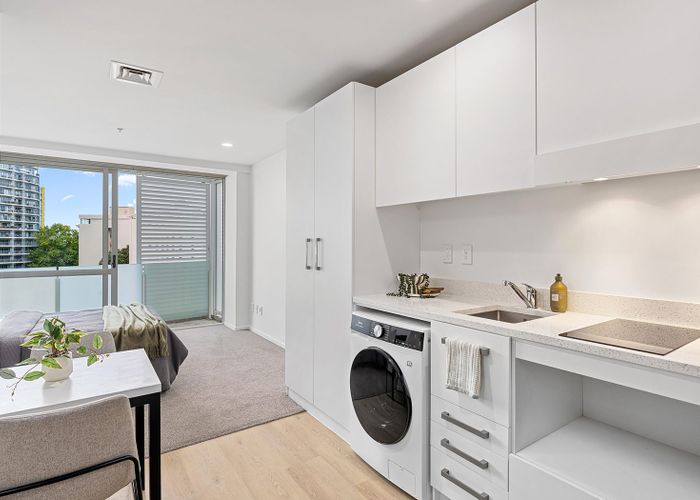  at 10 Waterloo Quadrant, City Centre, Auckland City, Auckland