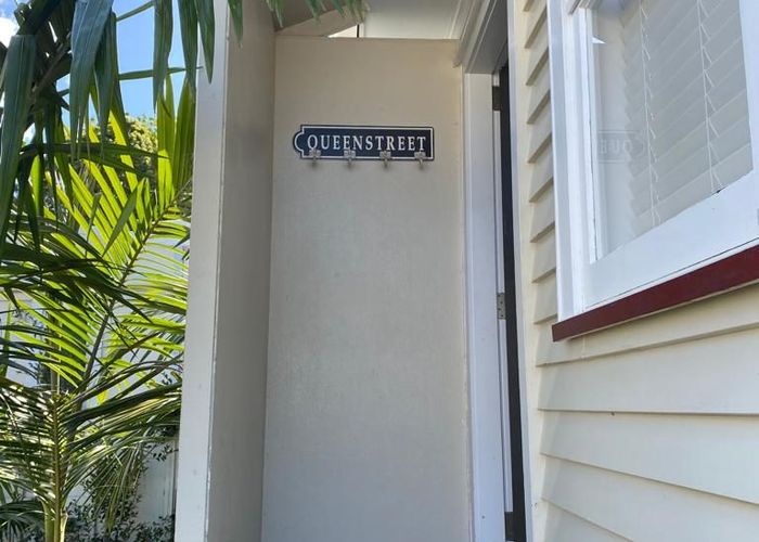  at 4/10 Oaklands Rd, Mount Eden, Auckland City, Auckland