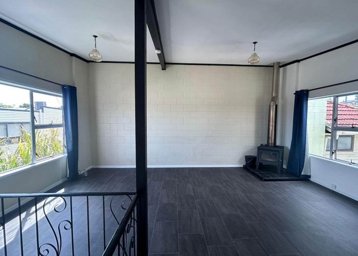  at 2/66 Hillcrest Road, Papatoetoe, Manukau City, Auckland