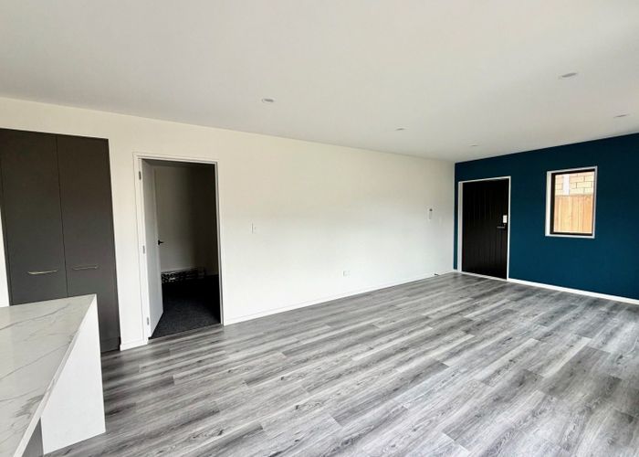  at 17B Martin Place, Kelston, Waitakere City, Auckland