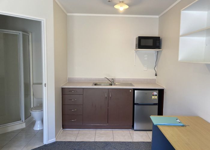  at 2/2 Vine St, Hillcrest, Hamilton, Waikato
