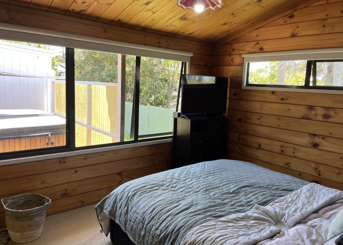  at 20 Third View Avenue, Beachlands, Manukau City, Auckland