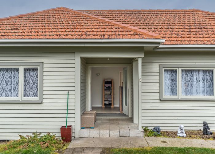  at 19 Rata Street, Maeroa, Hamilton