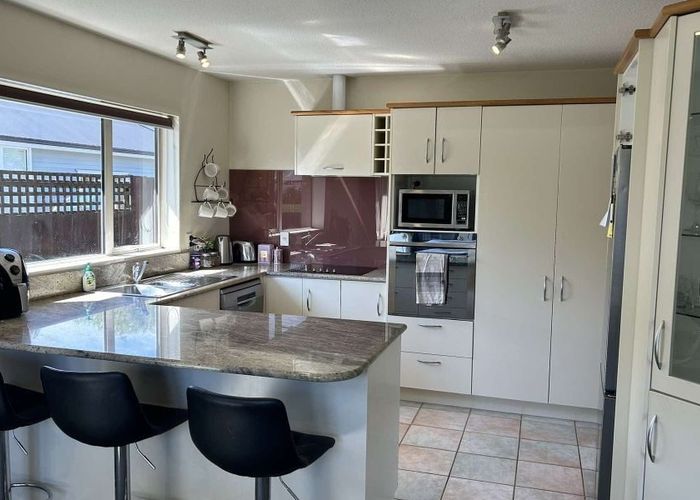  at 2/40 Brigham Drive, Halswell, Christchurch