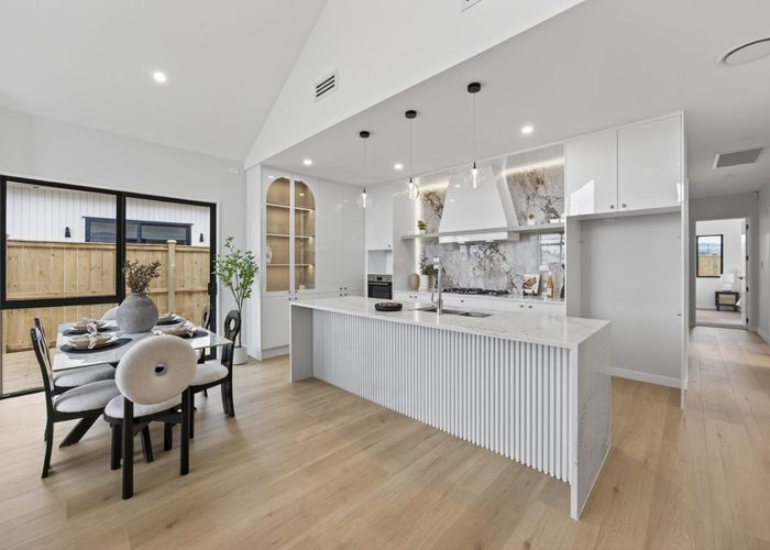  at 8 Tuwai Crescent, Opaheke, Papakura, Auckland