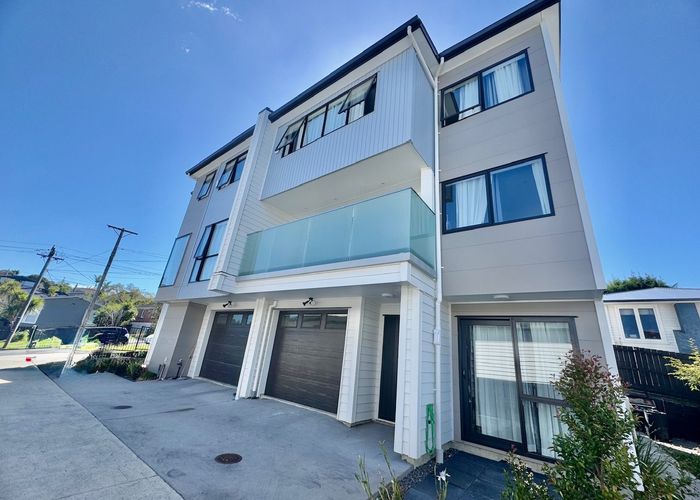  at 28 Routley Drive, Glen Eden, Auckland